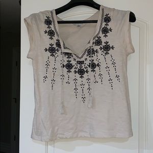 American Eagle Short Sleeve with Navy Blue Cut Out